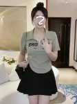 폴로 칼라 지퍼 포지티브 숄더 반팔 티셔츠의 그림